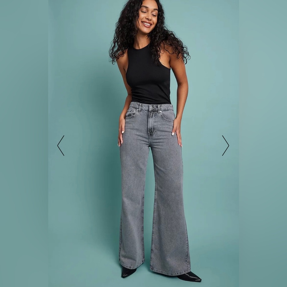 🆕 NA-KD High Waisted Organic Soft Rigid Jeans